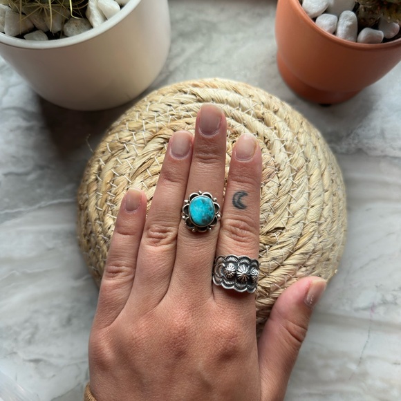 Native Made Turquoise Ring - Picture 1 of 5